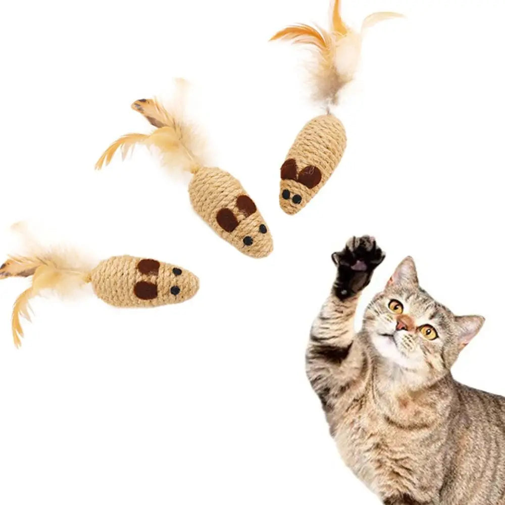 New Cute Mouse Cat Toy Scratcher Chew Natural Sisal Cat Mouse Toy Durable Chicken Feather Toy Cat Entertainment