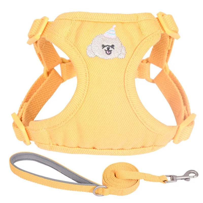 Pet leash Small and medium-sized dogs Anti-running cat leash Anti-breaking free Embroidered cat vest chest strap