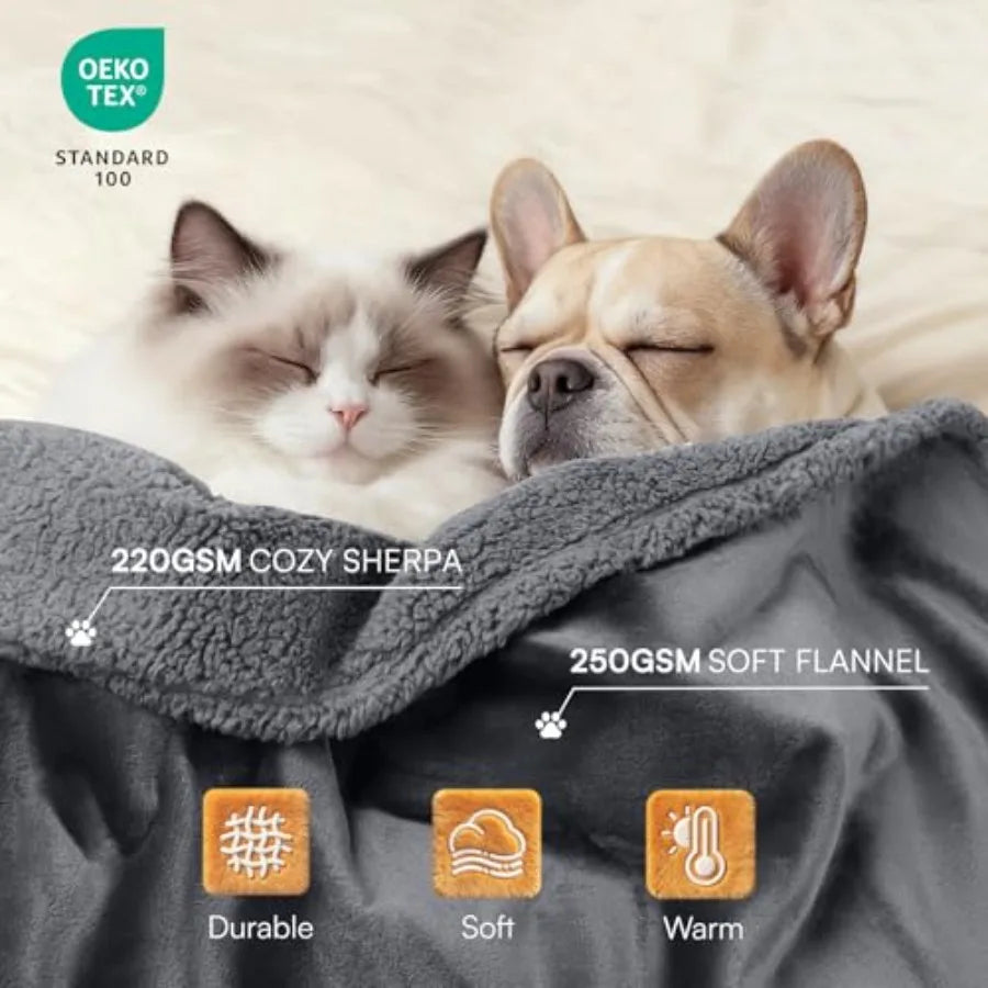 Waterproof Pet Blankets Liquid Pee Proof Dog Blanket for Sofa Bed Couch Reversible Sherpa Fleece Furniture Protector Cover for
